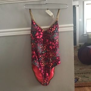 Aerie cross back swimsuit NWT